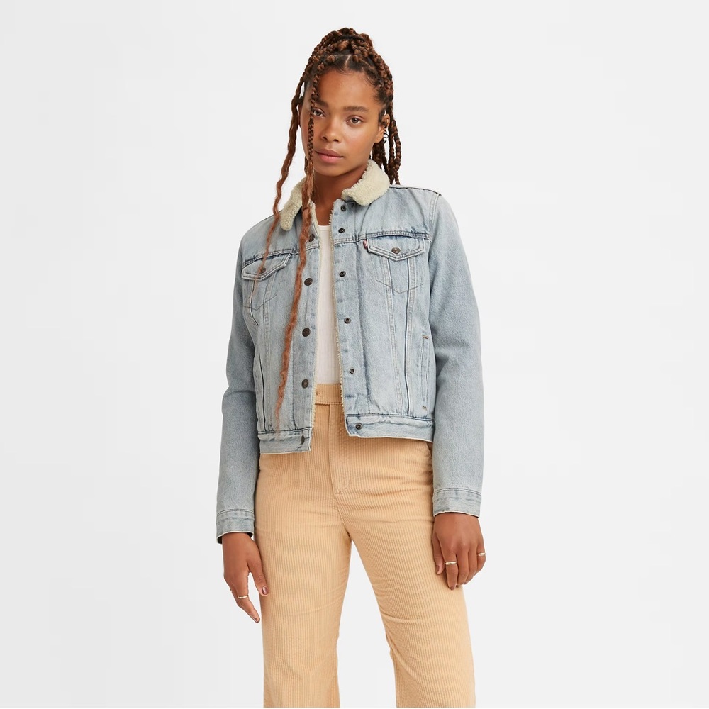 NWT Levi’s Original Sherpa Trucker Jacket in “Strangeways” Size Large